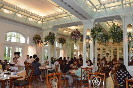 Enchanted Garden restaurant Hong Kong Disneyland Hotel